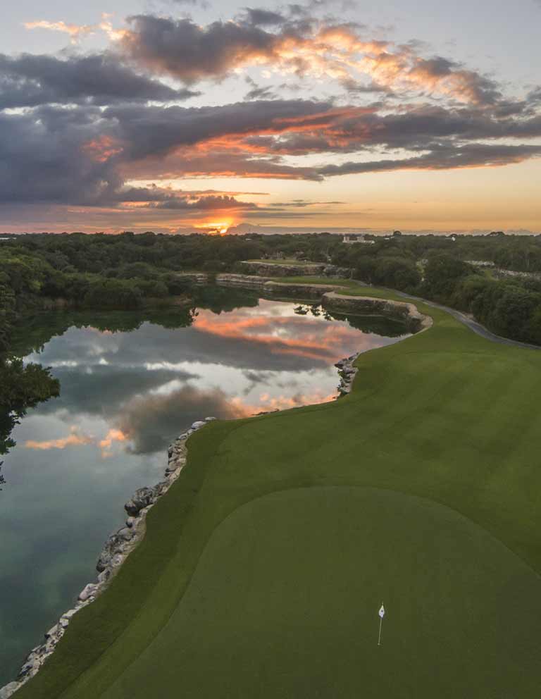 Imágenes del hoyo 1 para el campo de 9 hoyos de Golf Riviera Maya